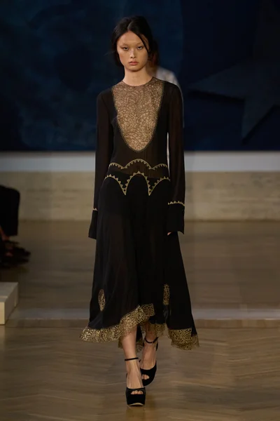 Look 55